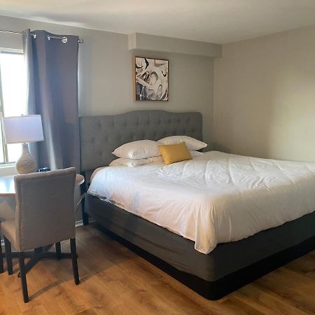 Ways Motel Хамптън Екстериор снимка